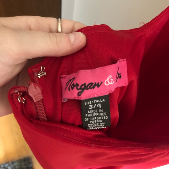 BEAUTIFUL red formal dress - Picture 3 of 4